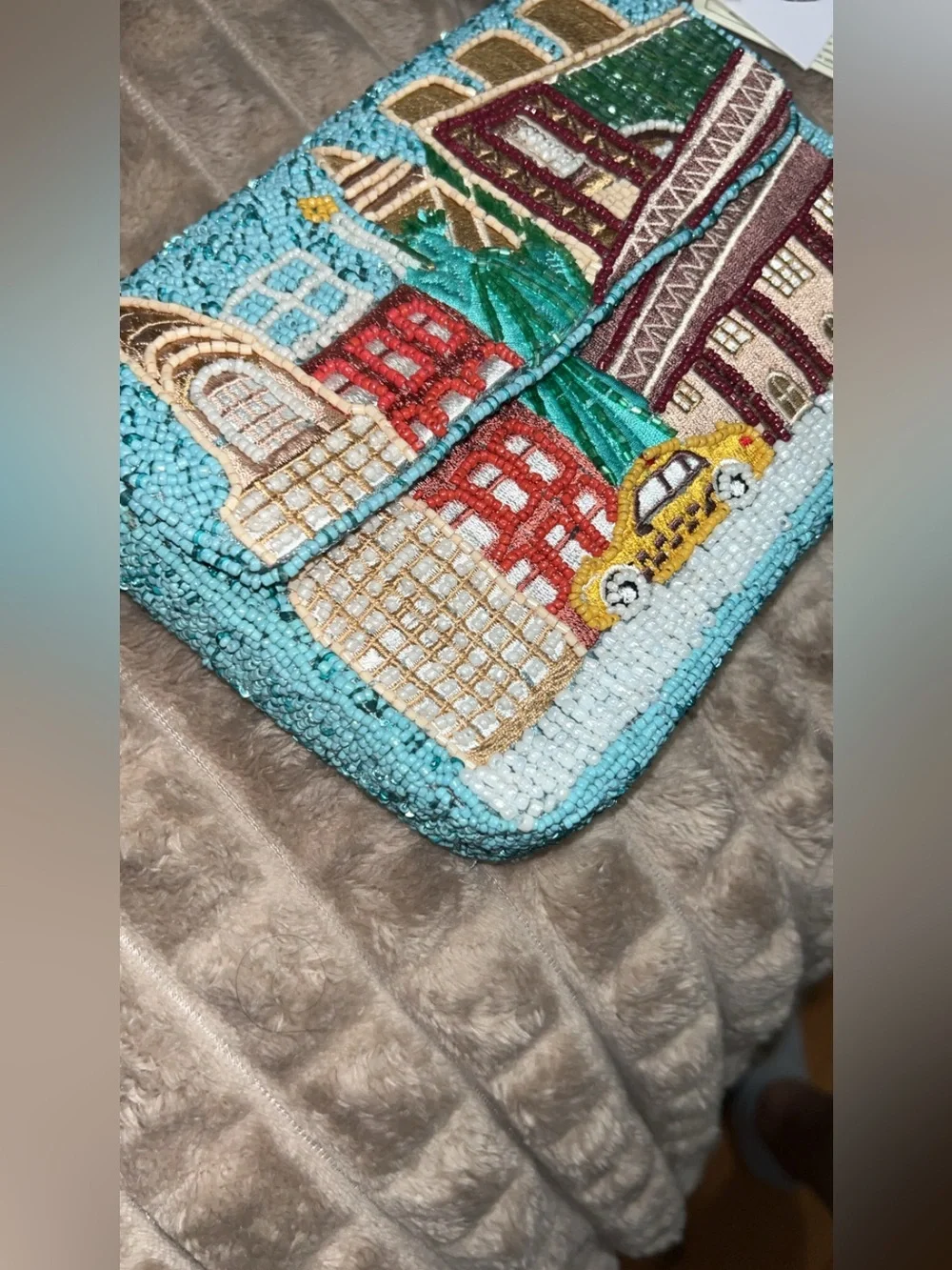 NWT Beaded - From india to you - NYC City Landmark Shoulder Bag